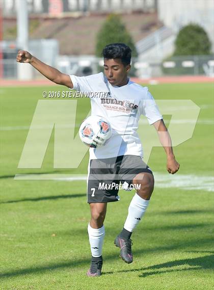 Thumbnail 2 in Wallace-Rose Hill vs. Bishop McGuinness (NCHSAA 1A Final) photogallery.