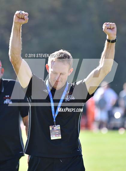 Thumbnail 1 in Wallace-Rose Hill vs. Bishop McGuinness (NCHSAA 1A Final) photogallery.