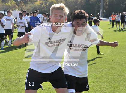 Thumbnail 3 in Wallace-Rose Hill vs. Bishop McGuinness (NCHSAA 1A Final) photogallery.