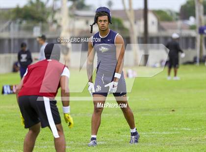 Thumbnail 3 in St. John Bosco vs Oaks Christian (Battle at the Beach) photogallery.