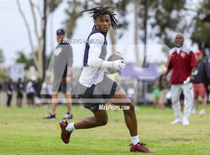 Thumbnail 1 in St. John Bosco vs Oaks Christian (Battle at the Beach) photogallery.
