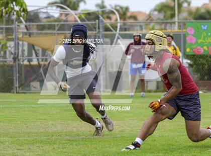 Thumbnail 3 in St. John Bosco vs Oaks Christian (Battle at the Beach) photogallery.
