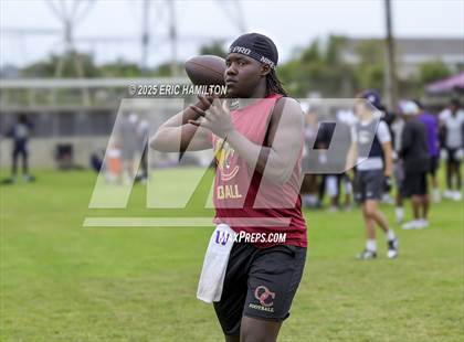 Thumbnail 1 in St. John Bosco vs Oaks Christian (Battle at the Beach) photogallery.