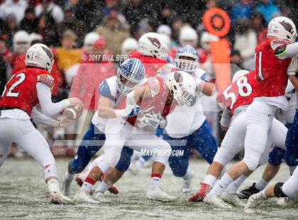 Thumbnail 3 in Darien vs. Greenwich (CIAC Class LL Final) photogallery.