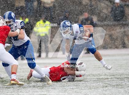 Thumbnail 3 in Darien vs. Greenwich (CIAC Class LL Final) photogallery.