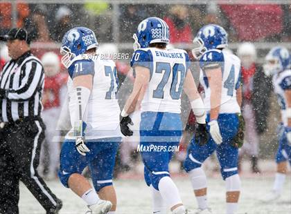 Thumbnail 3 in Darien vs. Greenwich (CIAC Class LL Final) photogallery.