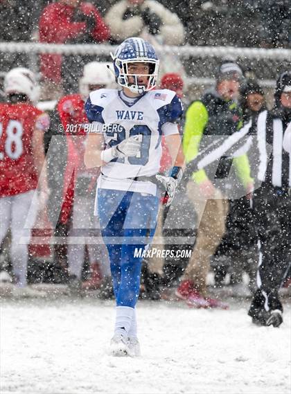 Thumbnail 2 in Darien vs. Greenwich (CIAC Class LL Final) photogallery.