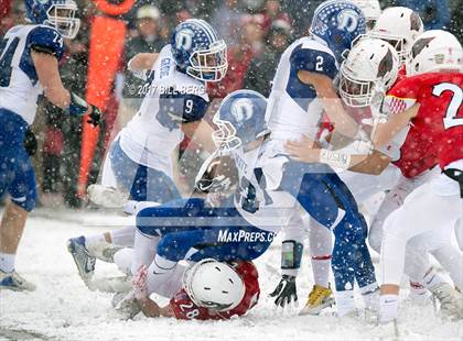 Thumbnail 2 in Darien vs. Greenwich (CIAC Class LL Final) photogallery.