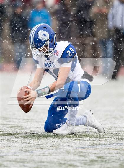 Thumbnail 1 in Darien vs. Greenwich (CIAC Class LL Final) photogallery.