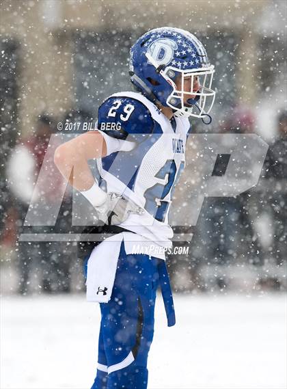 Thumbnail 2 in Darien vs. Greenwich (CIAC Class LL Final) photogallery.