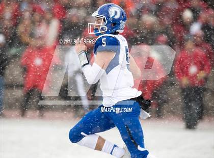 Thumbnail 1 in Darien vs. Greenwich (CIAC Class LL Final) photogallery.
