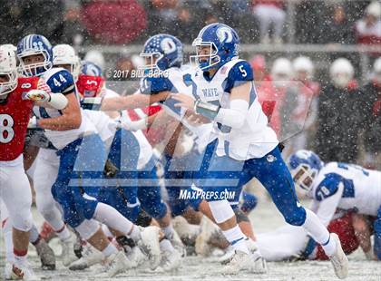 Thumbnail 2 in Darien vs. Greenwich (CIAC Class LL Final) photogallery.