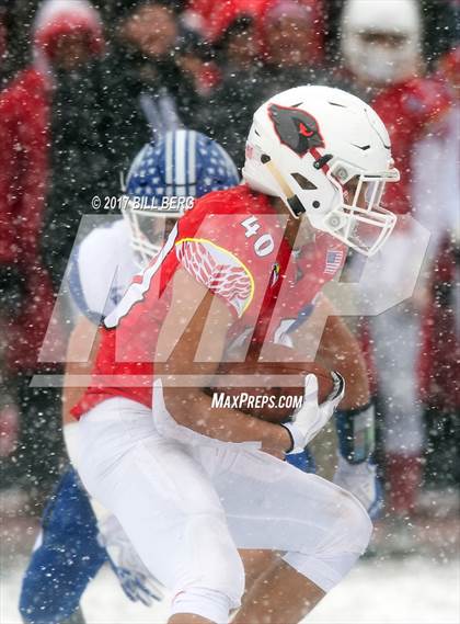 Thumbnail 2 in Darien vs. Greenwich (CIAC Class LL Final) photogallery.