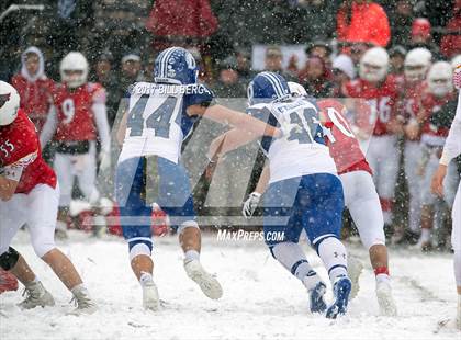 Thumbnail 2 in Darien vs. Greenwich (CIAC Class LL Final) photogallery.