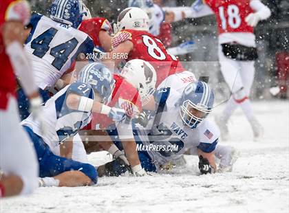 Thumbnail 3 in Darien vs. Greenwich (CIAC Class LL Final) photogallery.