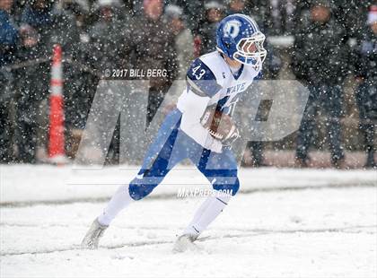 Thumbnail 3 in Darien vs. Greenwich (CIAC Class LL Final) photogallery.
