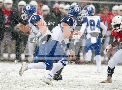 Thumbnail 2 in Darien vs. Greenwich (CIAC Class LL Final) photogallery.