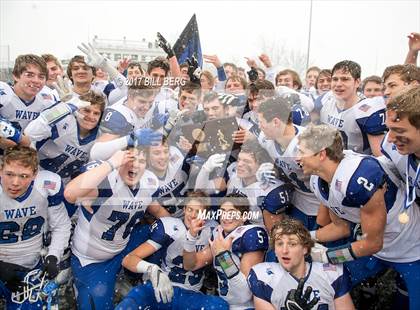 Thumbnail 2 in Darien vs. Greenwich (CIAC Class LL Final) photogallery.