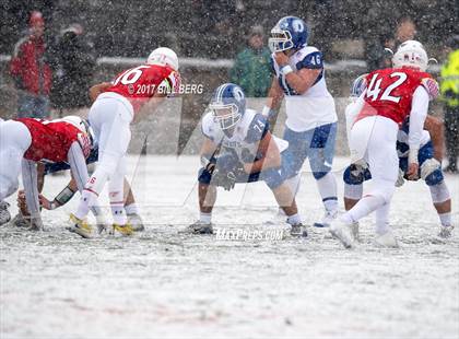 Thumbnail 3 in Darien vs. Greenwich (CIAC Class LL Final) photogallery.