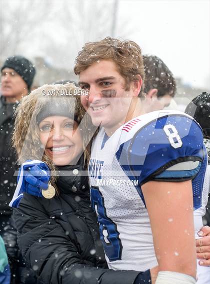 Thumbnail 3 in Darien vs. Greenwich (CIAC Class LL Final) photogallery.