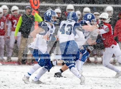 Thumbnail 1 in Darien vs. Greenwich (CIAC Class LL Final) photogallery.