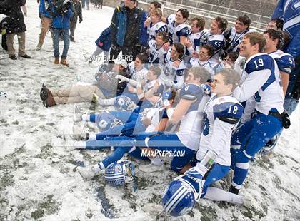 Thumbnail 2 in Darien vs. Greenwich (CIAC Class LL Final) photogallery.