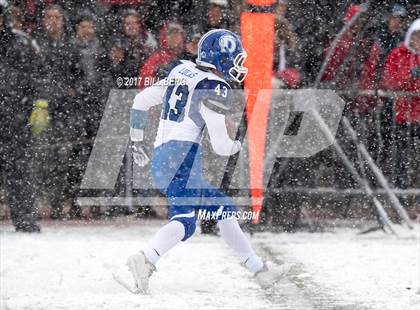 Thumbnail 1 in Darien vs. Greenwich (CIAC Class LL Final) photogallery.