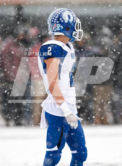 Thumbnail 1 in Darien vs. Greenwich (CIAC Class LL Final) photogallery.