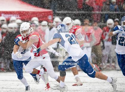 Thumbnail 3 in Darien vs. Greenwich (CIAC Class LL Final) photogallery.