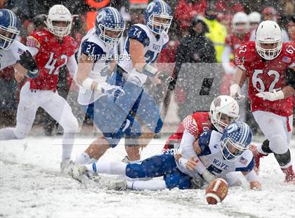 Thumbnail 2 in Darien vs. Greenwich (CIAC Class LL Final) photogallery.