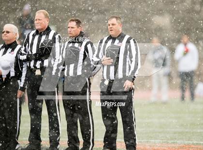 Thumbnail 2 in Darien vs. Greenwich (CIAC Class LL Final) photogallery.