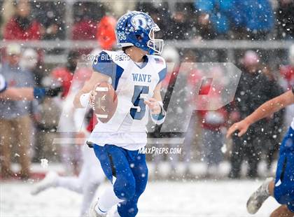 Thumbnail 2 in Darien vs. Greenwich (CIAC Class LL Final) photogallery.