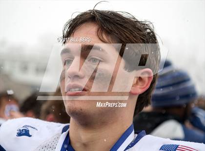 Thumbnail 3 in Darien vs. Greenwich (CIAC Class LL Final) photogallery.