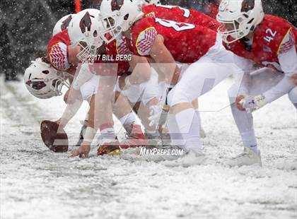 Thumbnail 3 in Darien vs. Greenwich (CIAC Class LL Final) photogallery.