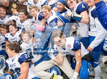 Thumbnail 2 in Darien vs. Greenwich (CIAC Class LL Final) photogallery.