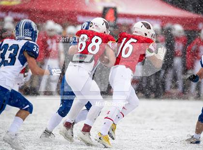 Thumbnail 2 in Darien vs. Greenwich (CIAC Class LL Final) photogallery.