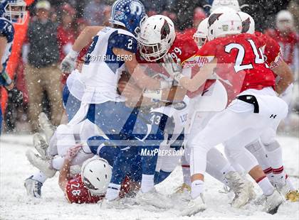 Thumbnail 1 in Darien vs. Greenwich (CIAC Class LL Final) photogallery.