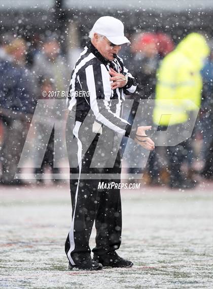 Thumbnail 1 in Darien vs. Greenwich (CIAC Class LL Final) photogallery.