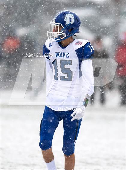 Thumbnail 1 in Darien vs. Greenwich (CIAC Class LL Final) photogallery.