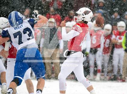Thumbnail 2 in Darien vs. Greenwich (CIAC Class LL Final) photogallery.