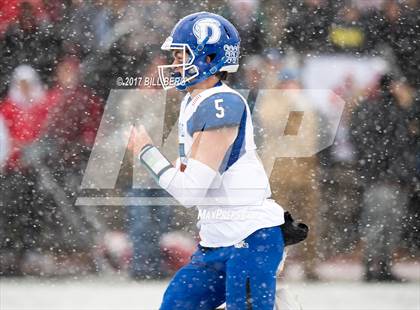Thumbnail 3 in Darien vs. Greenwich (CIAC Class LL Final) photogallery.