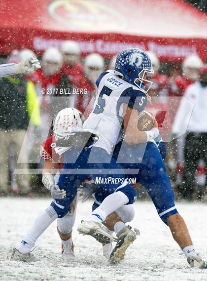 Thumbnail 1 in Darien vs. Greenwich (CIAC Class LL Final) photogallery.