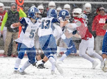 Thumbnail 2 in Darien vs. Greenwich (CIAC Class LL Final) photogallery.