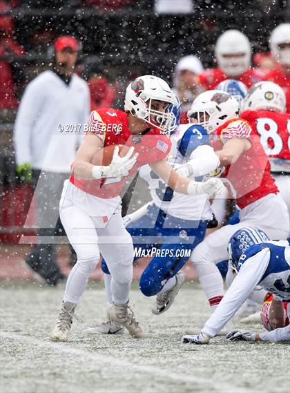 Thumbnail 3 in Darien vs. Greenwich (CIAC Class LL Final) photogallery.