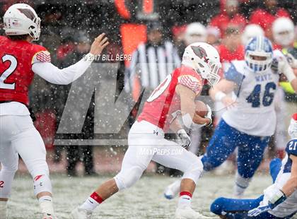 Thumbnail 3 in Darien vs. Greenwich (CIAC Class LL Final) photogallery.