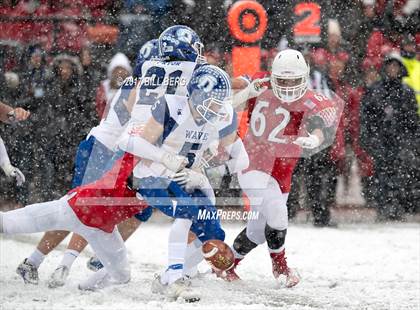 Thumbnail 1 in Darien vs. Greenwich (CIAC Class LL Final) photogallery.
