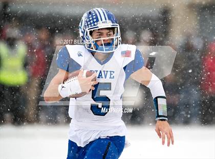 Thumbnail 1 in Darien vs. Greenwich (CIAC Class LL Final) photogallery.
