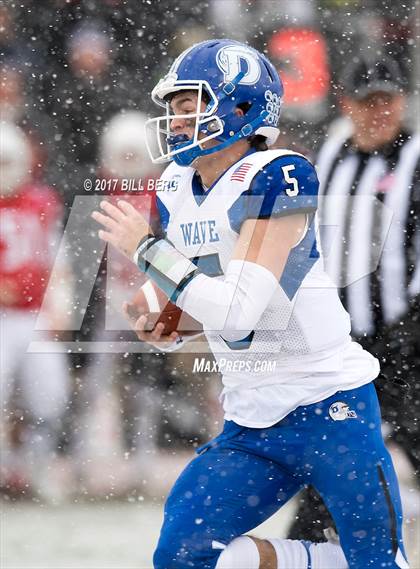 Thumbnail 1 in Darien vs. Greenwich (CIAC Class LL Final) photogallery.