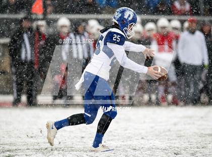 Thumbnail 1 in Darien vs. Greenwich (CIAC Class LL Final) photogallery.