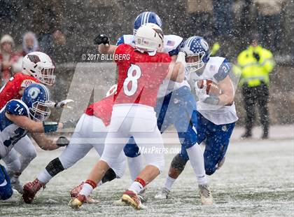 Thumbnail 3 in Darien vs. Greenwich (CIAC Class LL Final) photogallery.